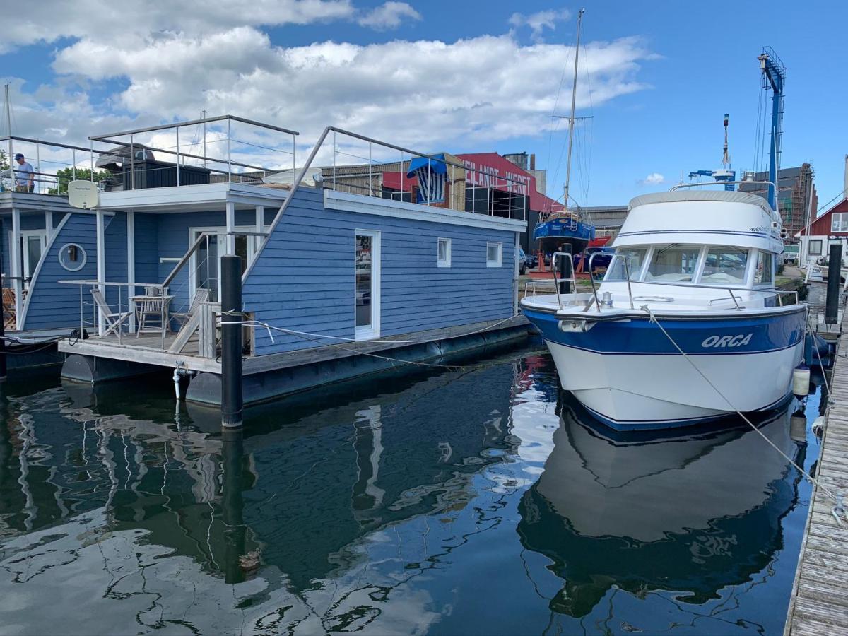 Hausboot Bosse Hotel Fehmarn Exterior foto